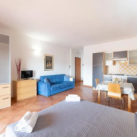 Appartamento Relaxing Cristal Blu Sleeps 4 Persons Santa Teresa di Gallura