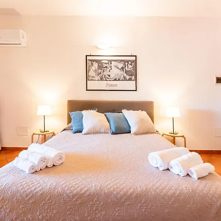 Relaxing Cristal Blu Sleeps 4 Persons Santa Teresa Gallura