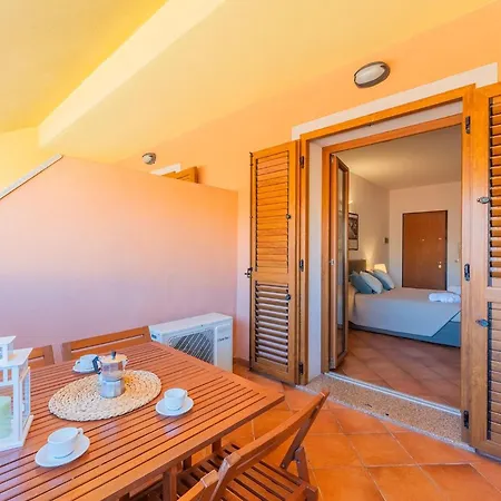 Relaxing Cristal Blu Sleeps 4 Persons